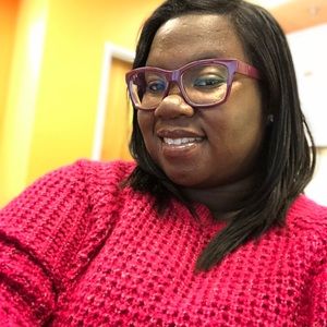Meet your Posher, Nicole